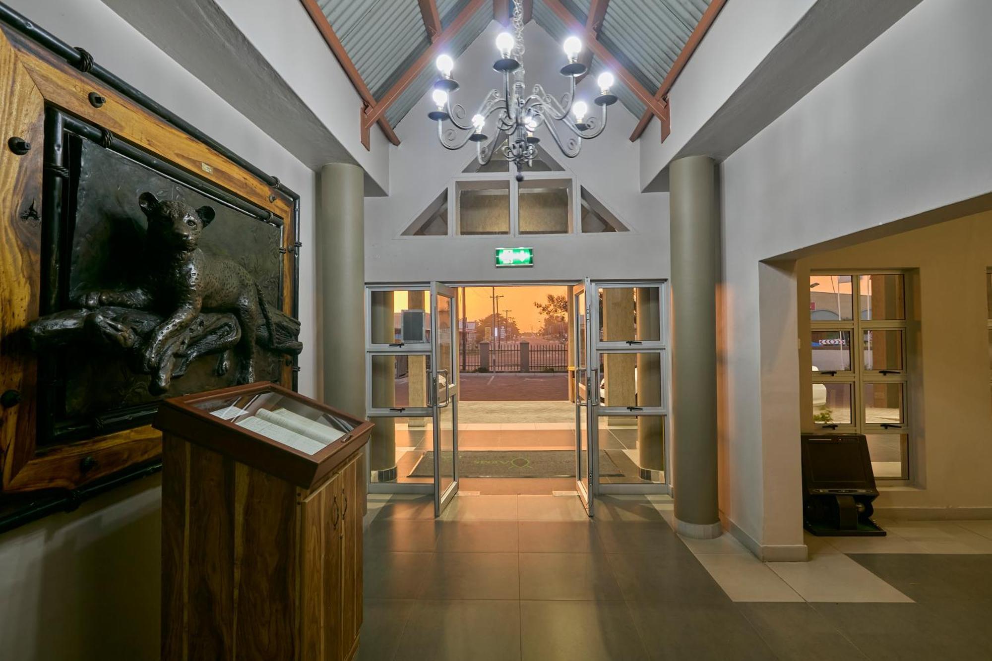 Kalahari Arms Hotel Khemsbok Dış mekan fotoğraf